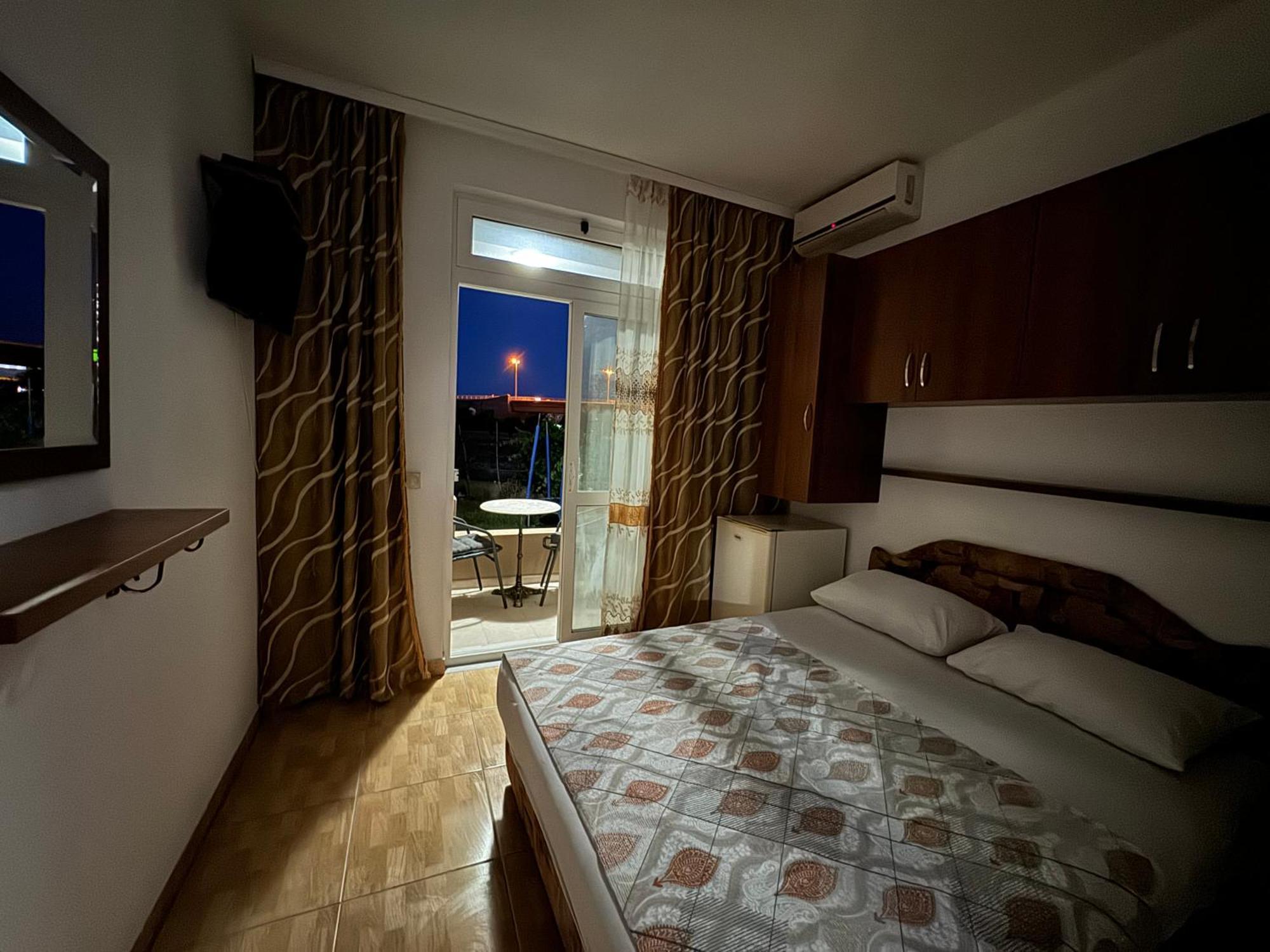 Apartments Cobi Ulcinj Exterior foto